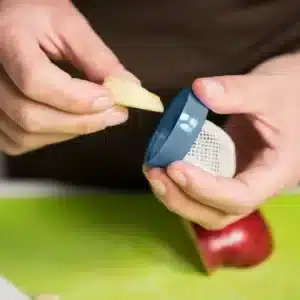 Mangia frutta e Massaggiagengive 2 in 1 Blu - Flavorillo - Nuvita - immagine 5