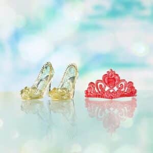 Disney Princess Royal Shimmer Biancaneve - TOYS ONE - immagine 4