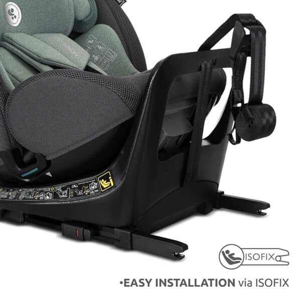 Installazione semplice tramite ISOFIX e cintura superiore per un'altezza di 40-105 cm e con cintura di sicurezza per adulti con o senza fissaggio ISOFIX per un'altezza di 100-150 cm.